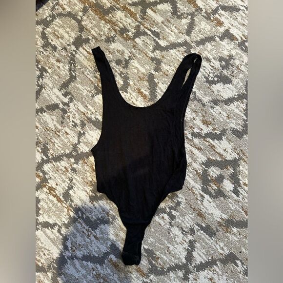 Black bodysuit (large) - Picture 2 of 7